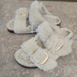 Birkenstock Arizona Big Buckle Teddy Sandals .  Size 37.    Women's